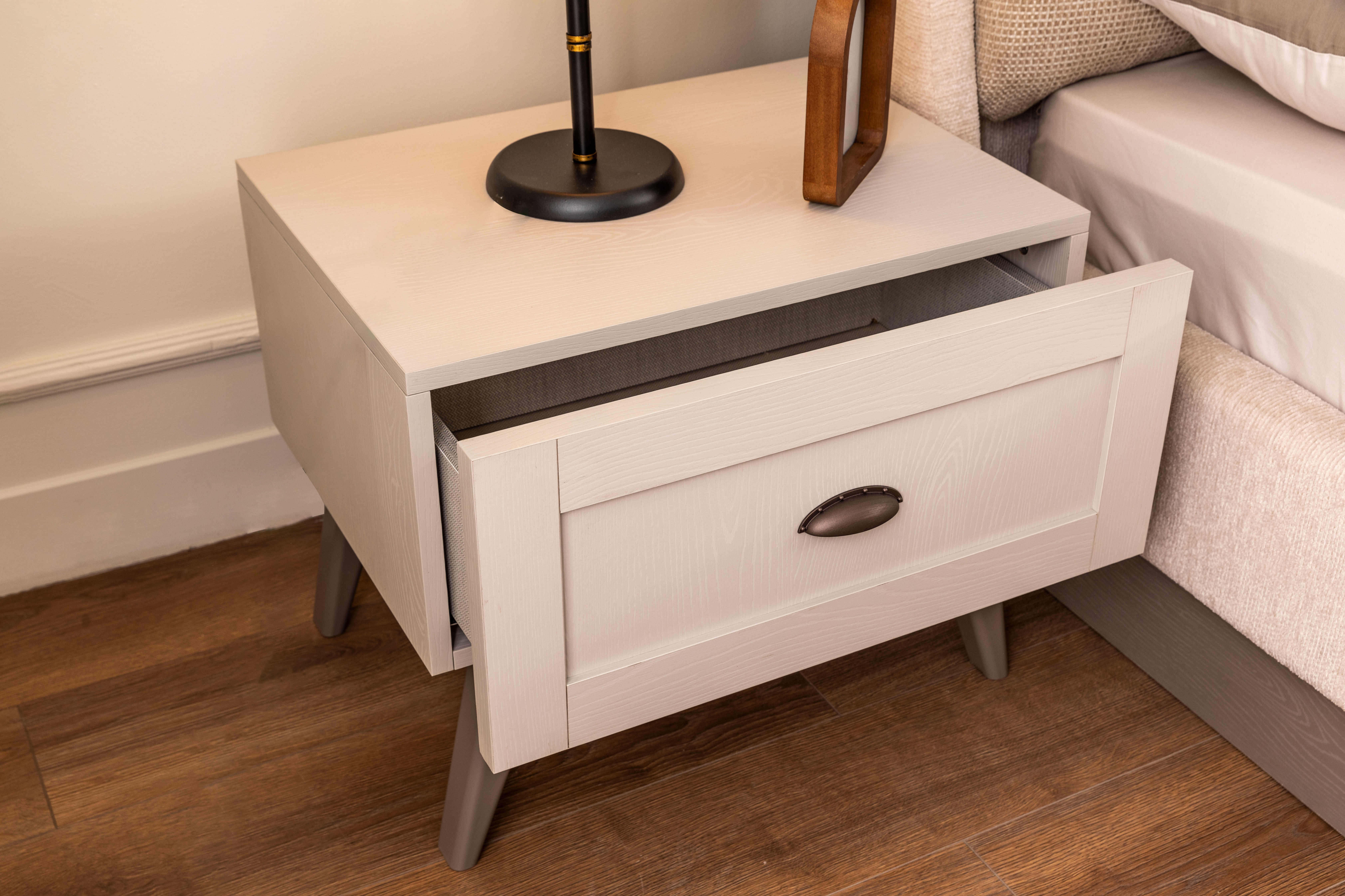 MOSS YATAK ODASI TAKIMI